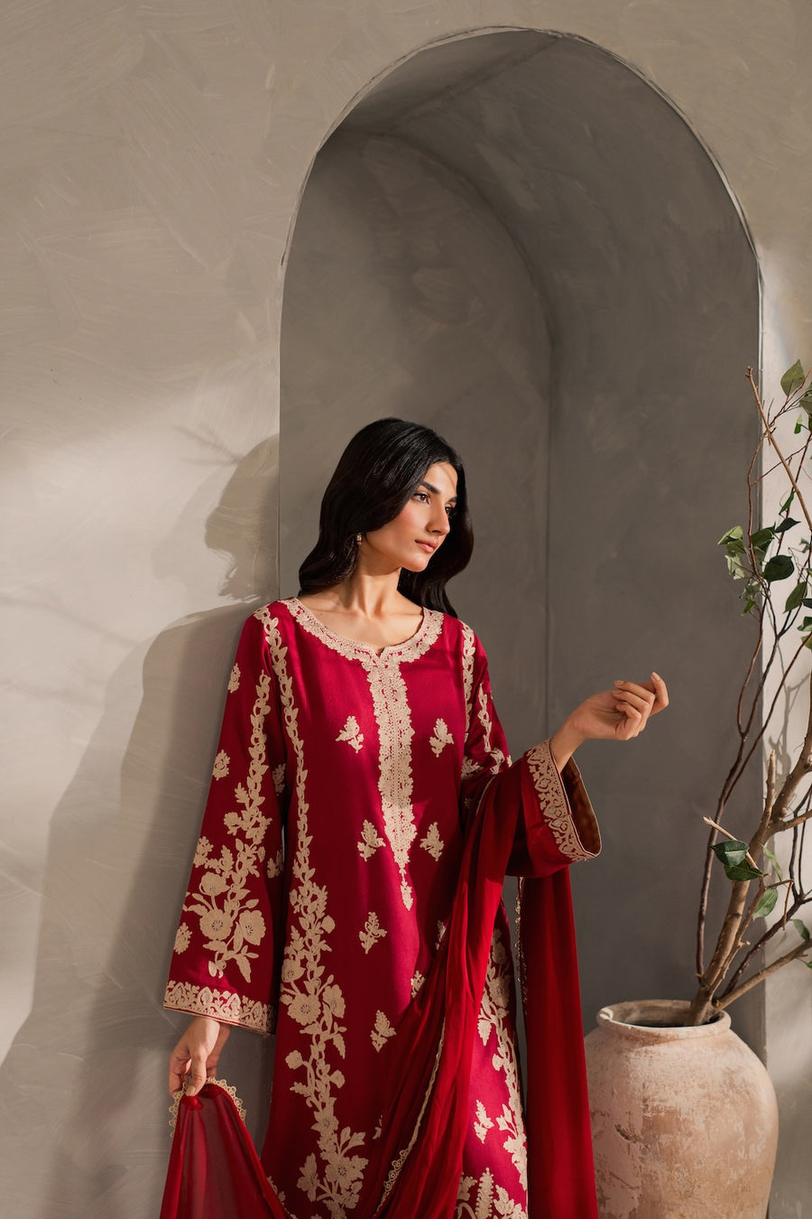 Mahroon Nazneen 3pcs