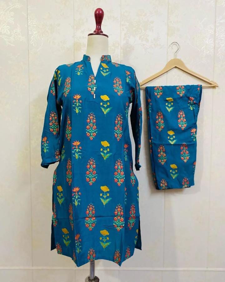 3D Flower Stitched 2Pcs